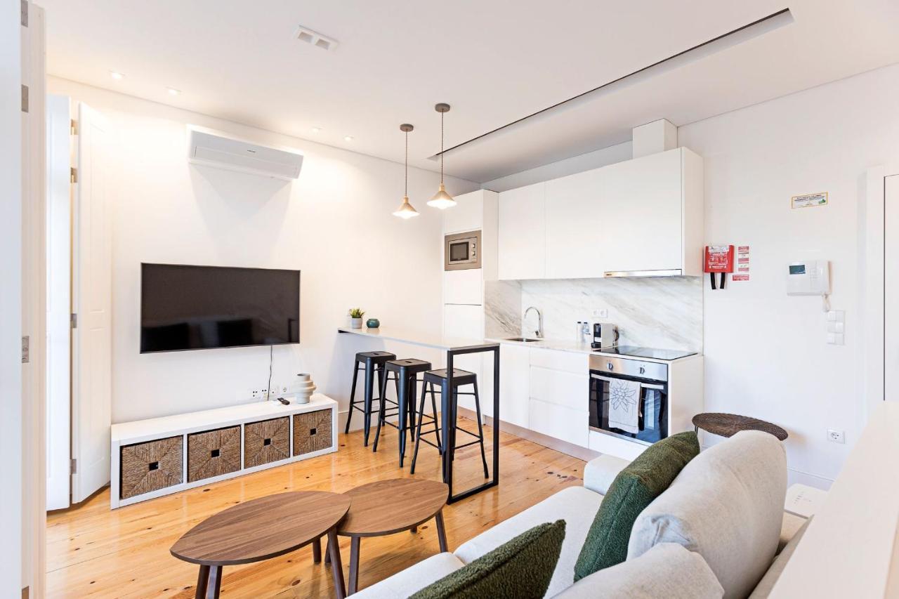 Wonderful Duplex W Private Patio & Ac By Lovelystay OOporto Exteriör bild