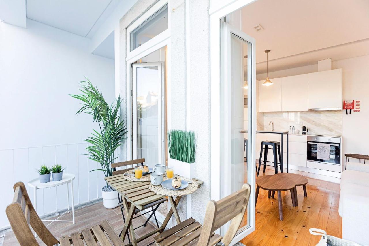 Wonderful Duplex W Private Patio & Ac By Lovelystay OOporto Exteriör bild
